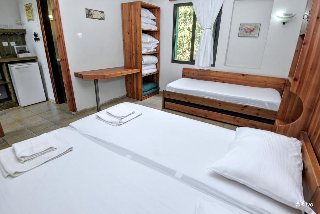 Amiad Joseph Well Country Inn ห้อง รูปภาพ